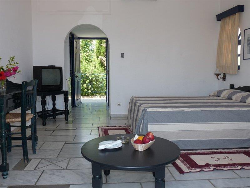 Sunrise Village Beach Hotel Kalamaki  Dış mekan fotoğraf