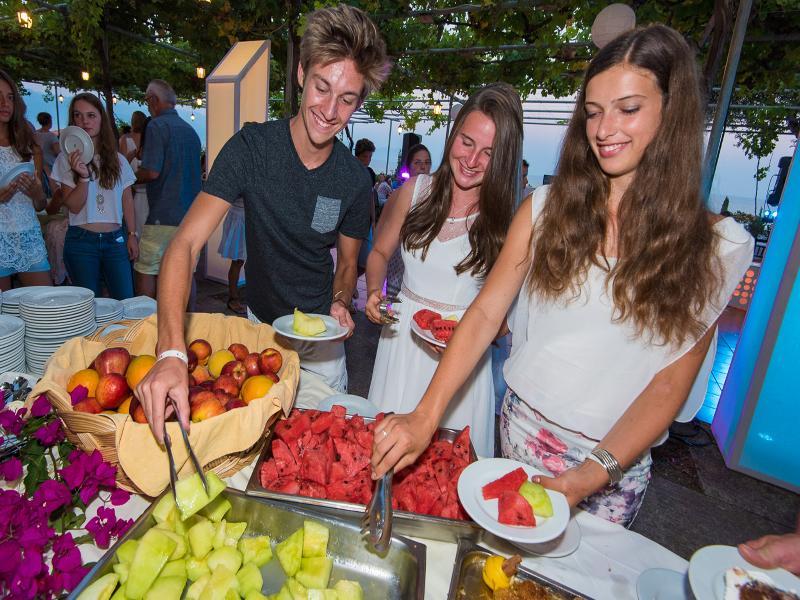 Sunrise Village Beach Hotel Kalamaki  Dış mekan fotoğraf